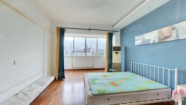 儿科家属院内二手房实景图