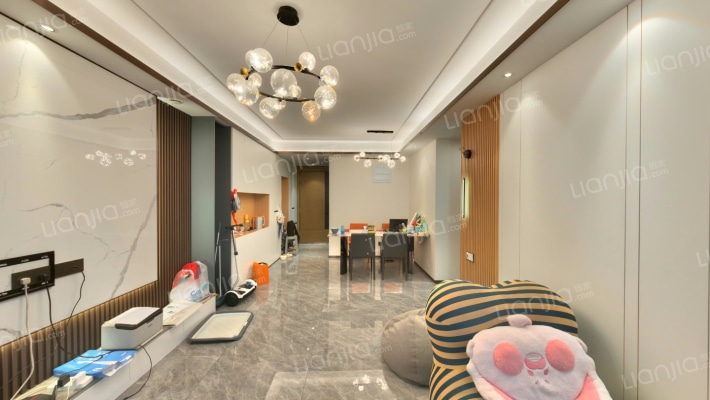 德信新中宇·文辰府二手房实景图