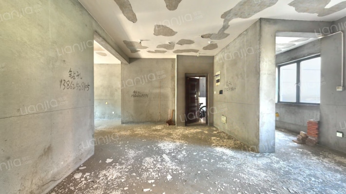 南港悦府二手房实景图