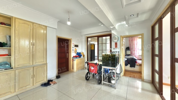 亿达人家二手房实景图