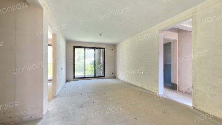 中梁海伦堡滨湖云璟二手房实景图