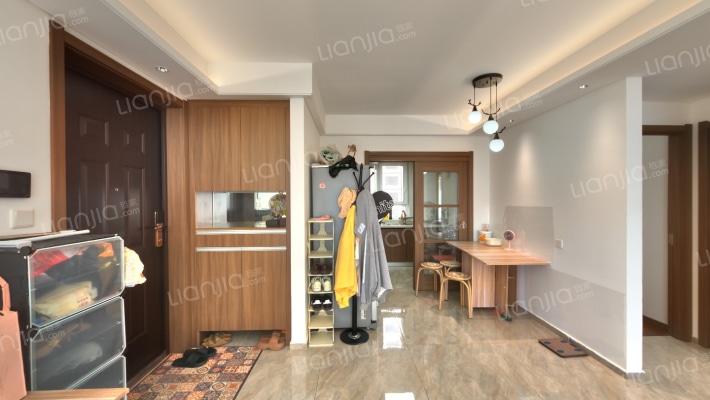 保利时代C12区二手房实景图