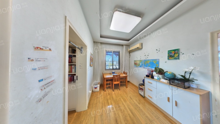 盘龙山社区康复路二手房实景图