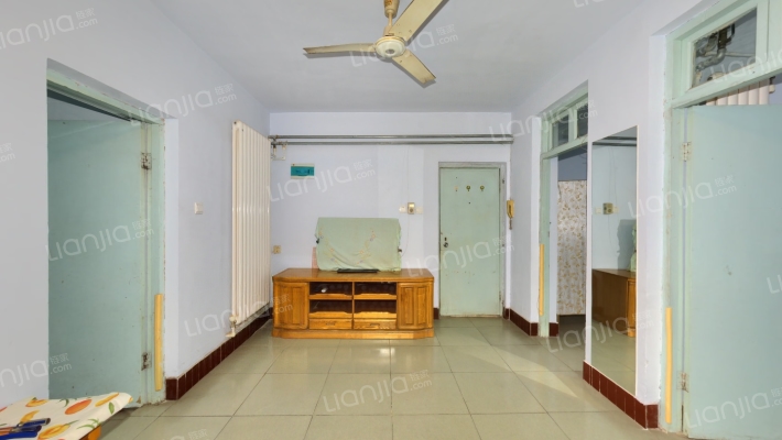 南福华街住宅小区二手房实景图