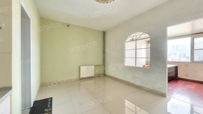 银座晶都国际二手房实景图