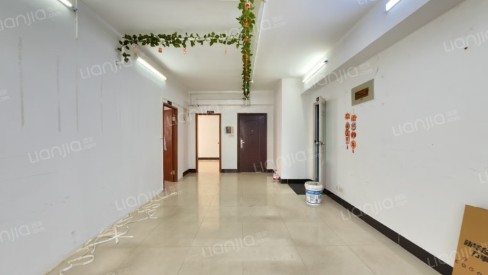 阜华大厦二手房实景图