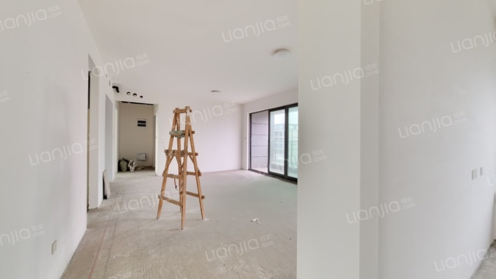 城投艺墅语湖二手房实景图