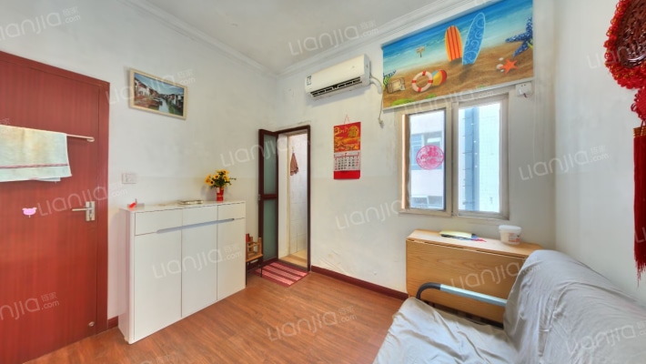 梅苑路12号二手房实景图