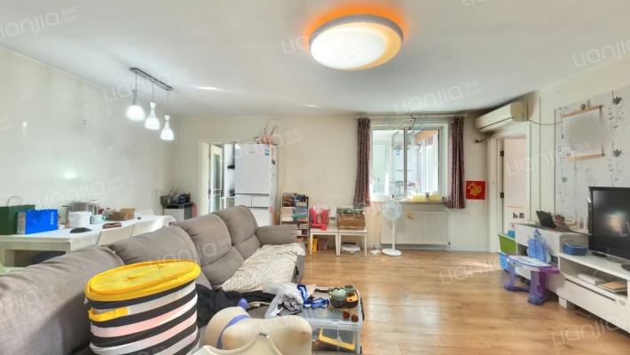 玺萌苑二手房实景图