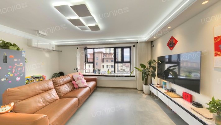 雅悦华邸二手房实景图