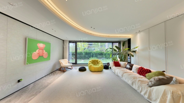 天空之镜二手房实景图