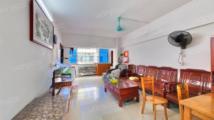 碧波楼二手房实景图