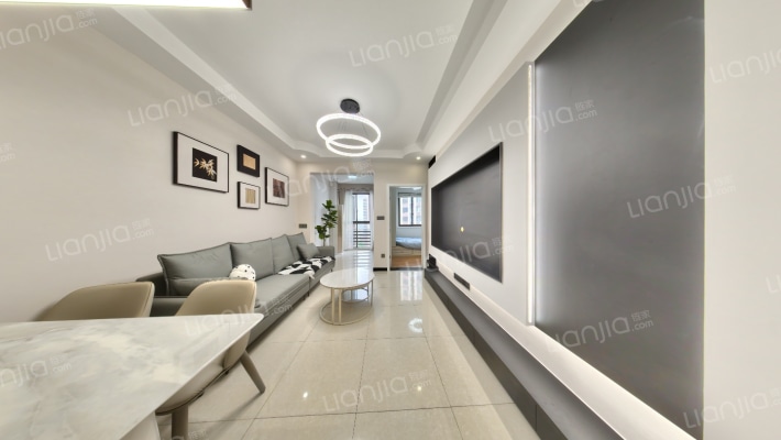 旭辉御府二手房实景图