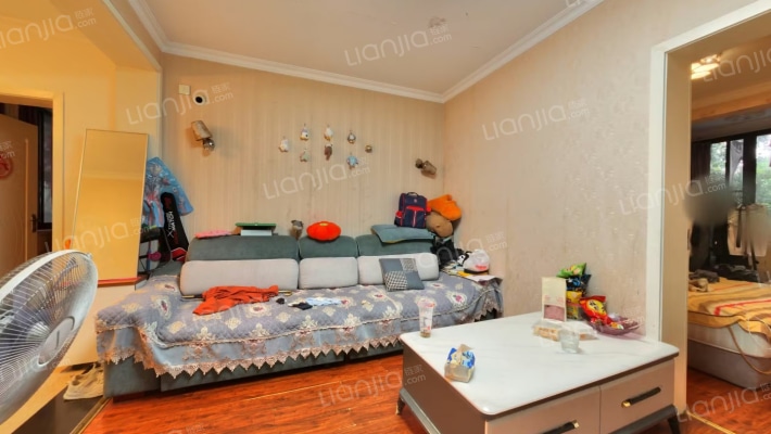 四川省地矿局区域地质调查队宿舍二手房实景图