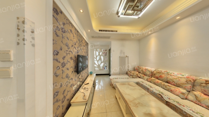 恒兴文艺广场二手房实景图