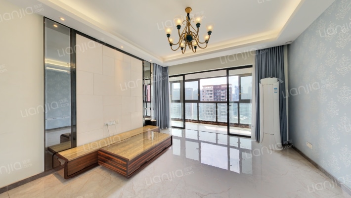 新福港鼎峰二手房实景图