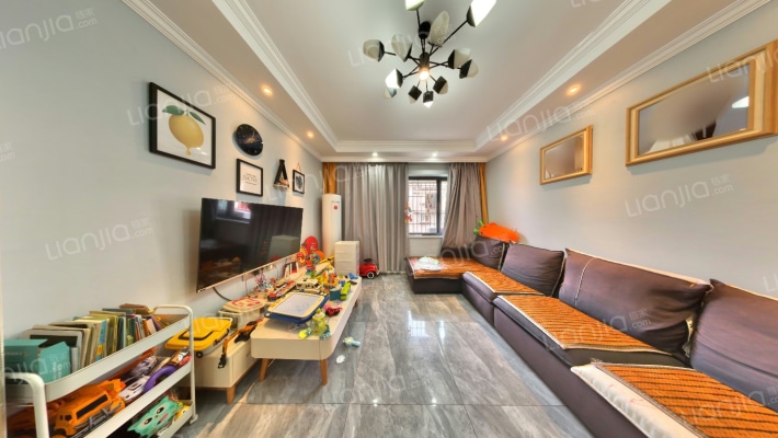 兴怡小区二手房实景图