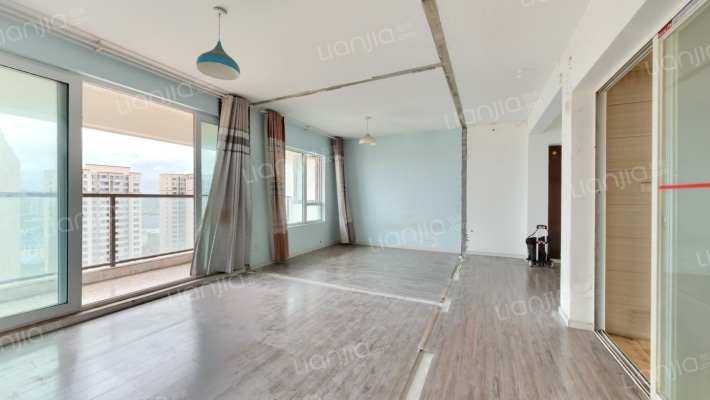 保利国宾首府二手房实景图