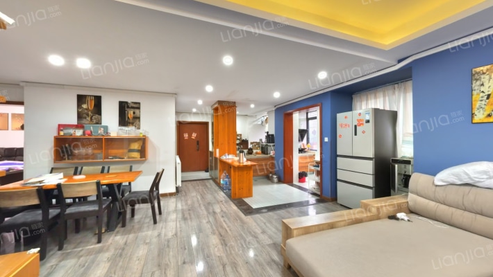 堰山和畔二期二手房实景图