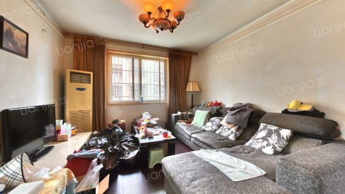 青羊教师公寓二手房实景图