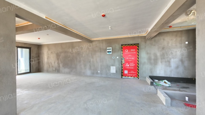 德信&新中宇·云成大境二手房实景图