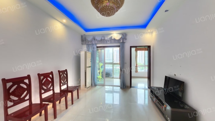 融汇半岛香缇卡纳二手房实景图