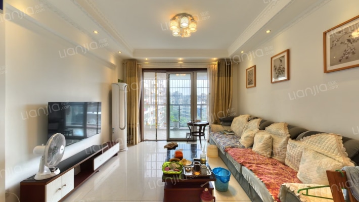 铂金时代二手房实景图