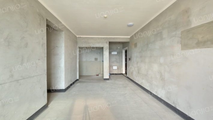 鲁能领秀城二期二手房实景图