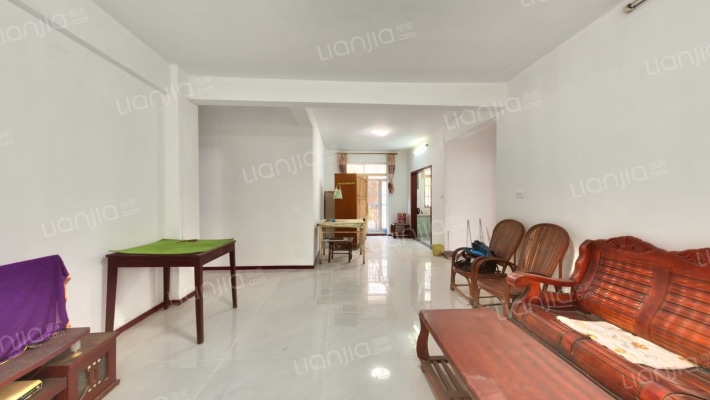 裕锦花苑二手房实景图