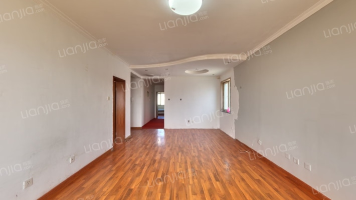 龙跃苑二区二手房实景图