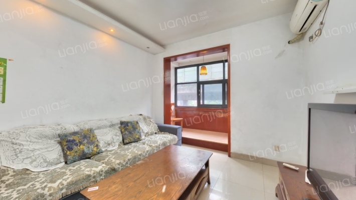 致祥路66号二手房实景图