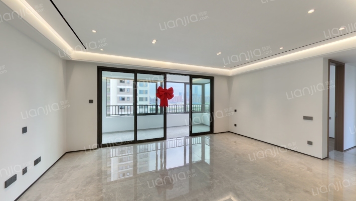 保利天汇二手房实景图