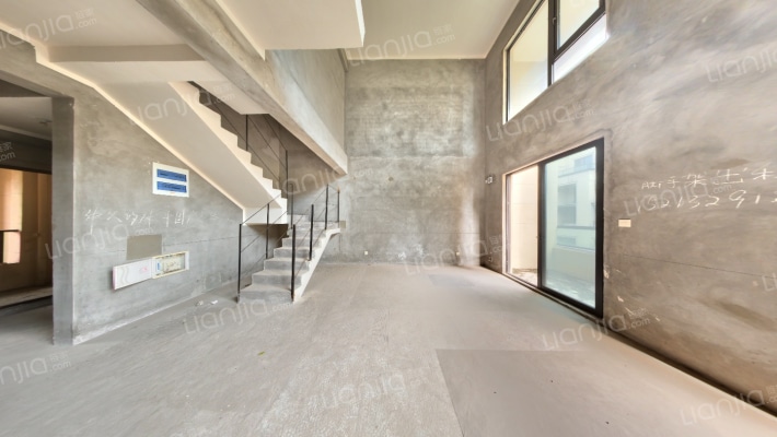 君屿墅G区二手房实景图