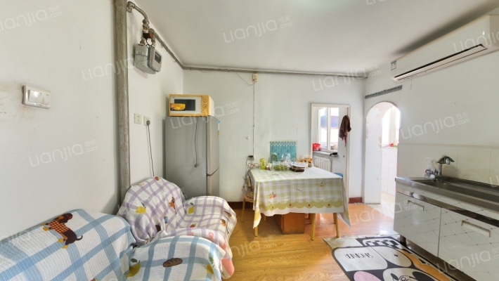 云阳街（大菜市商圈）二手房实景图