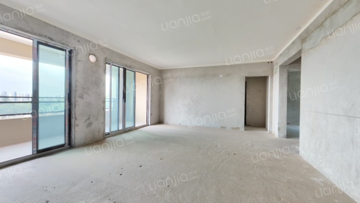 奥园金樾山二手房实景图