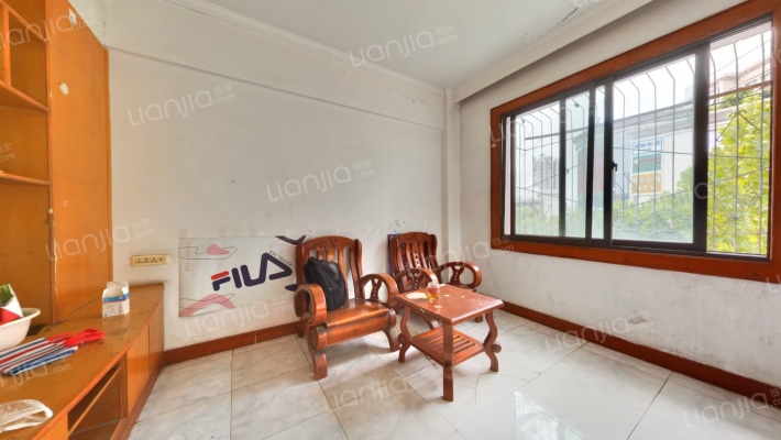 富豪公寓二手房实景图