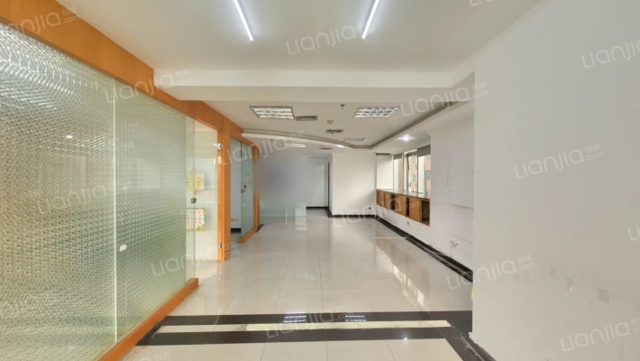 嘉汇新城汇商中心二手房实景图