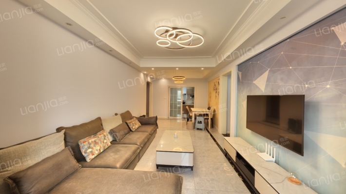 鲁能城中央公馆三期二手房实景图