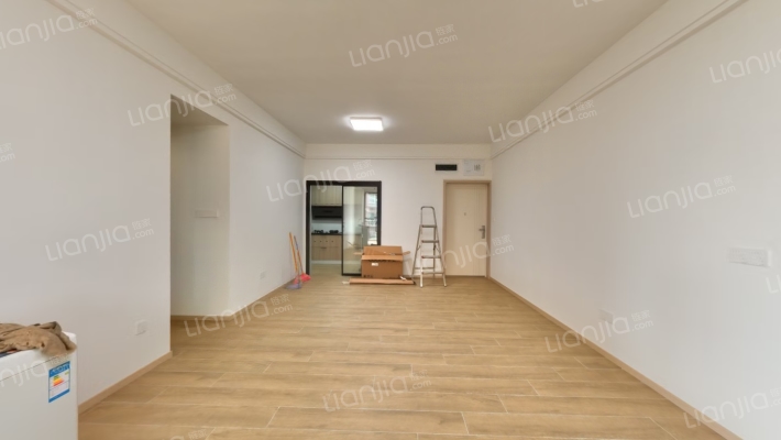 雅仕居一期二手房实景图