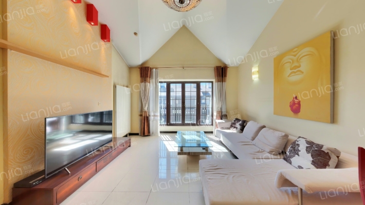 CBD国际高尔夫别墅二手房实景图