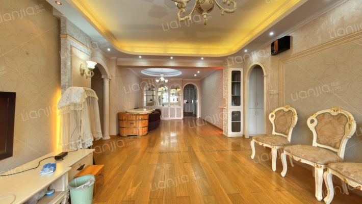 武汉警官职业学院武昌校区二手房实景图