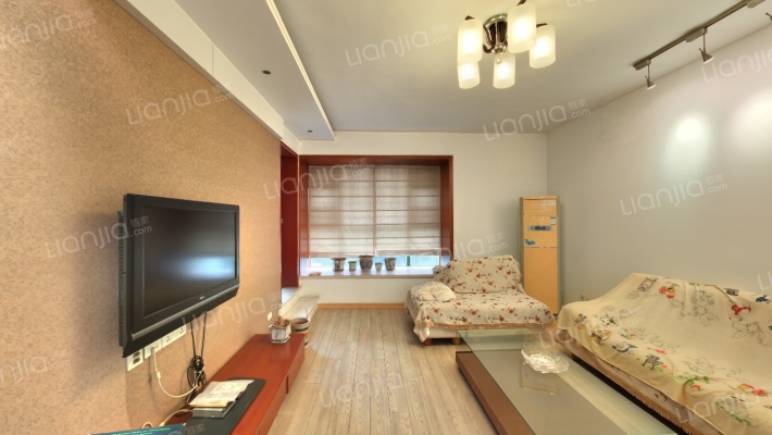 山水星辰二手房实景图