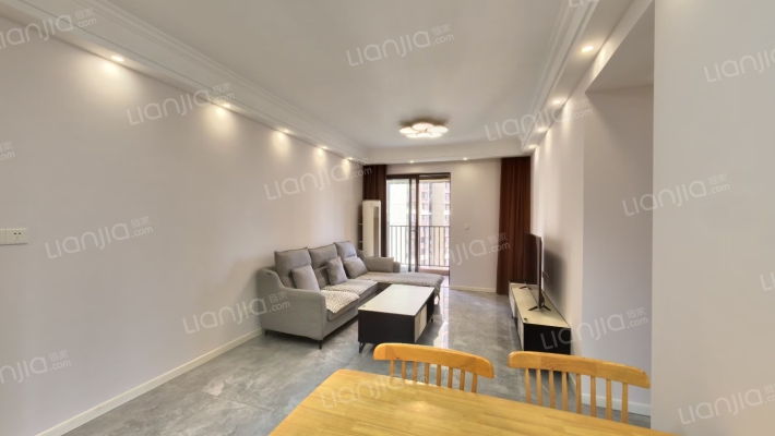 融景城朗峰二手房实景图