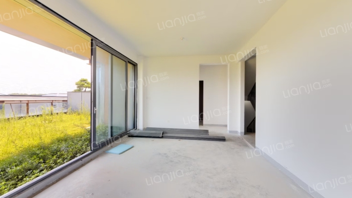 湖印宸山庄二手房实景图