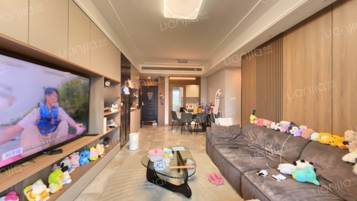 邦泰宽语一期二手房实景图