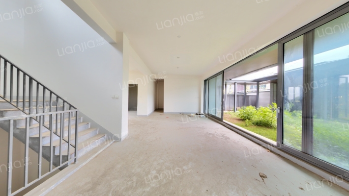 湖印宸山庄二手房实景图