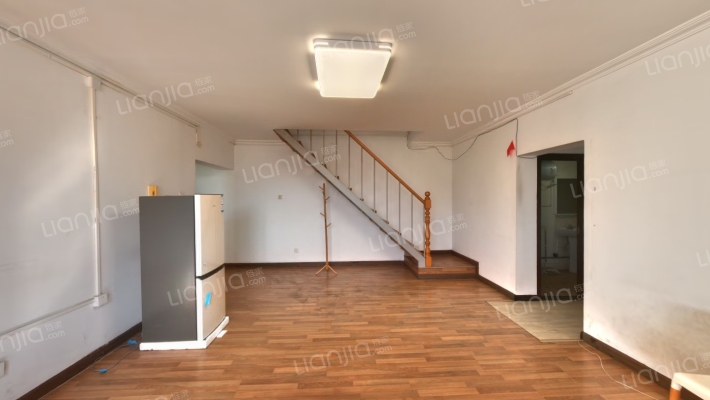 建欣苑二里二手房实景图