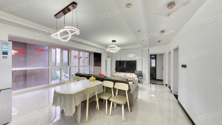 源上湾万融城C区二手房实景图