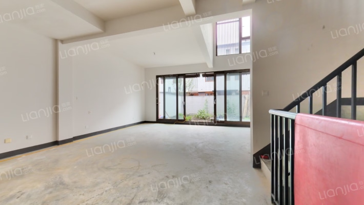 世茂铜雀台别墅（龙胤系）二手房实景图