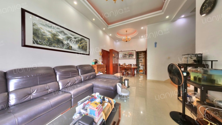 宝豪华庭二手房实景图